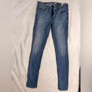 Abercrombie & Fitch low rise skinny jeans size 0R